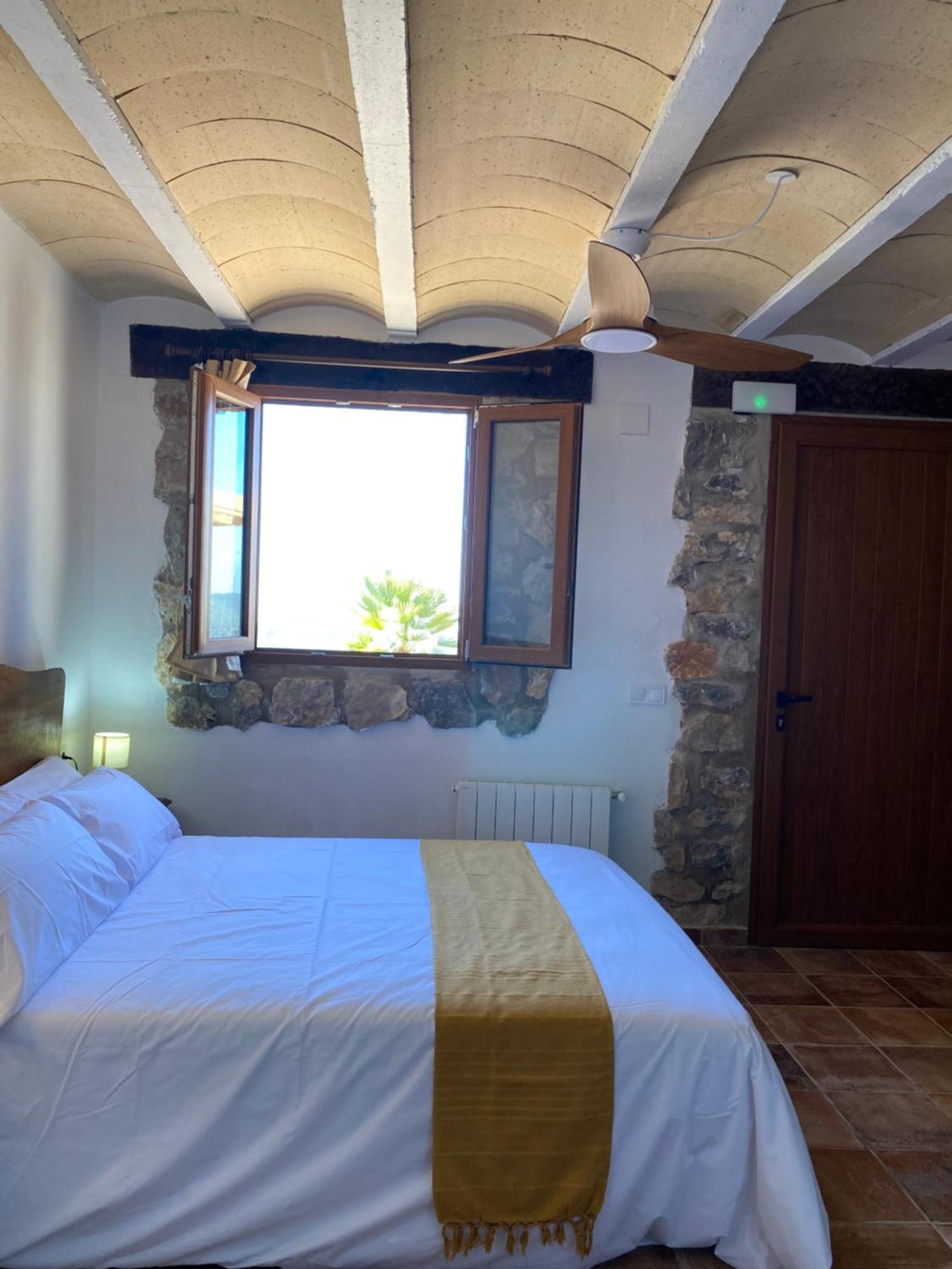 La Cueva De Miravet - Villa De Lujo En La Cima De La Montana Con Vistas Al Mar กาบาเนส ภายนอก รูปภาพ
